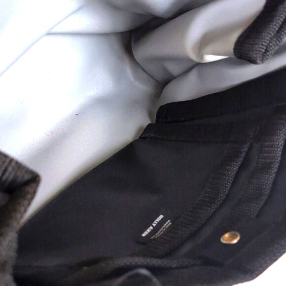 Holly Aiken Turbo XL Ultra Modern Design Vegan Tote🩶 - Picture 3 of 16